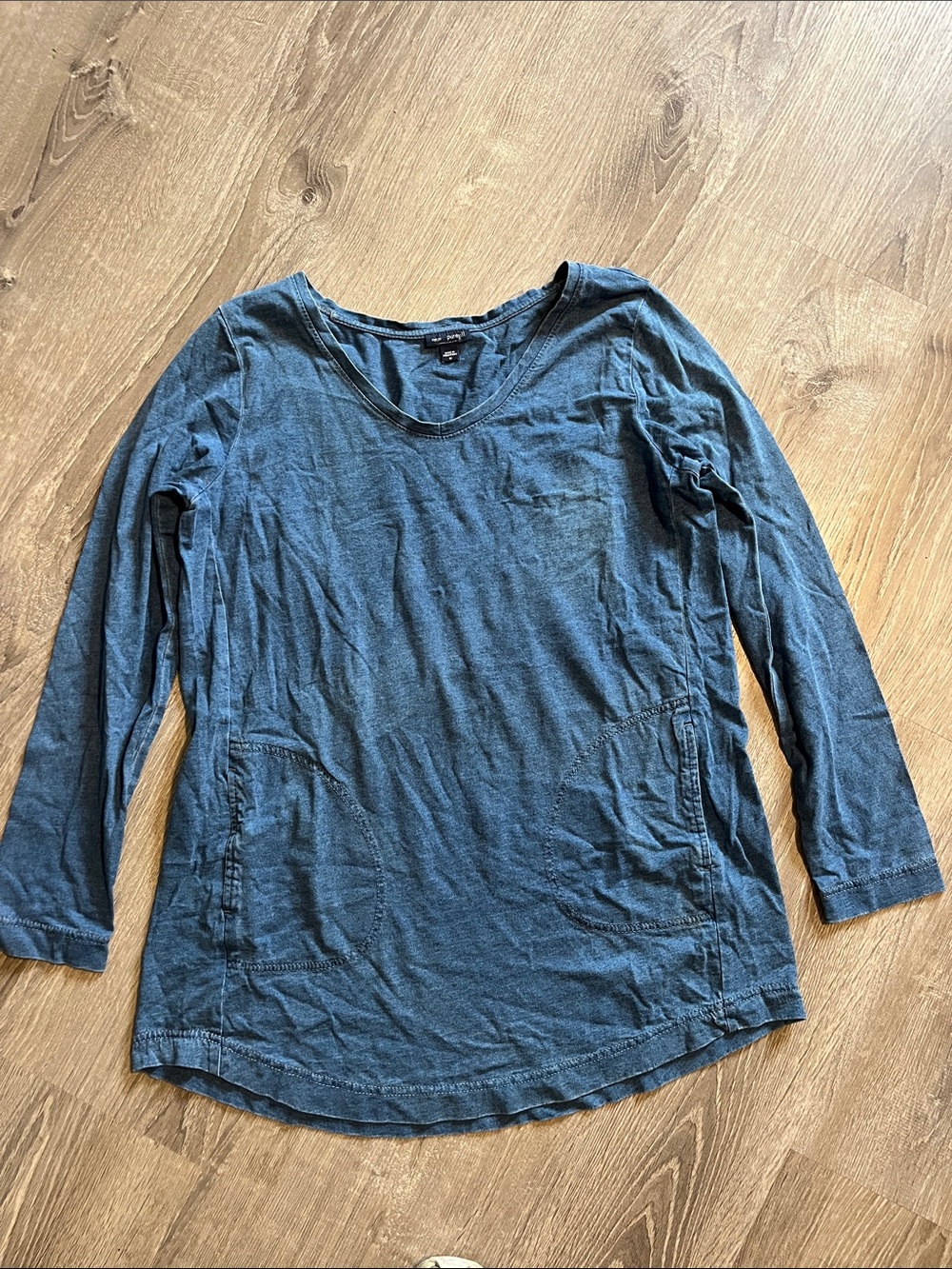 Washed Blue Scoop-Neck Long Sleeve Tee with Front Pockets